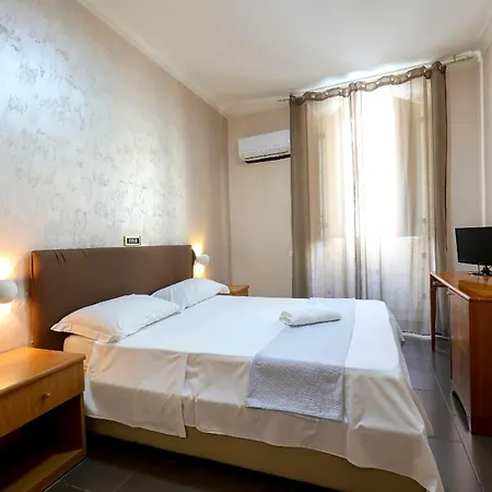 Cesare 14 Otel 3*