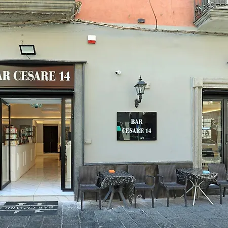 Cesare 14 Neapol
