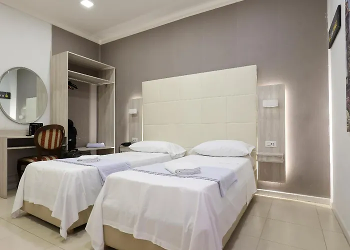 Hotell Cesare 14 Neapel