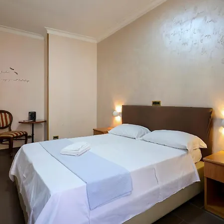 Otel Cesare 14 Napoli